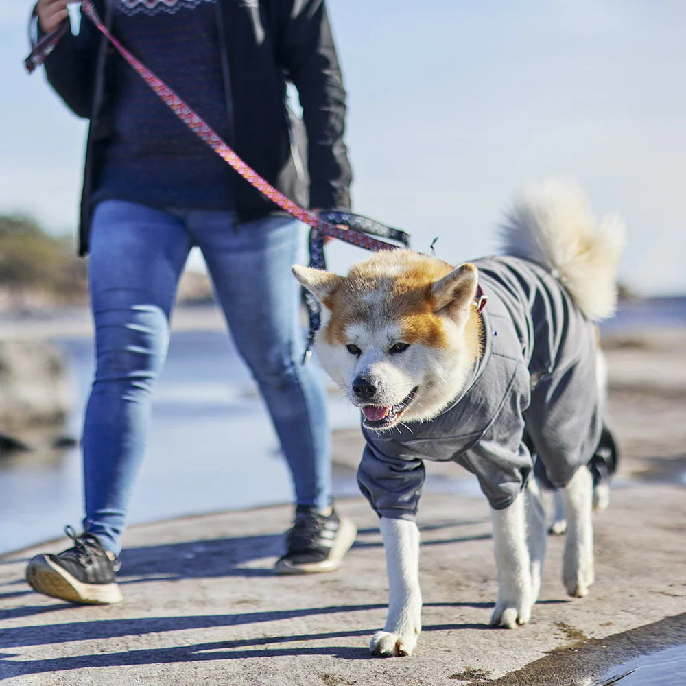 Hurtta Midlayer Overall – Wärmender Hundeoverall für kühle Tage