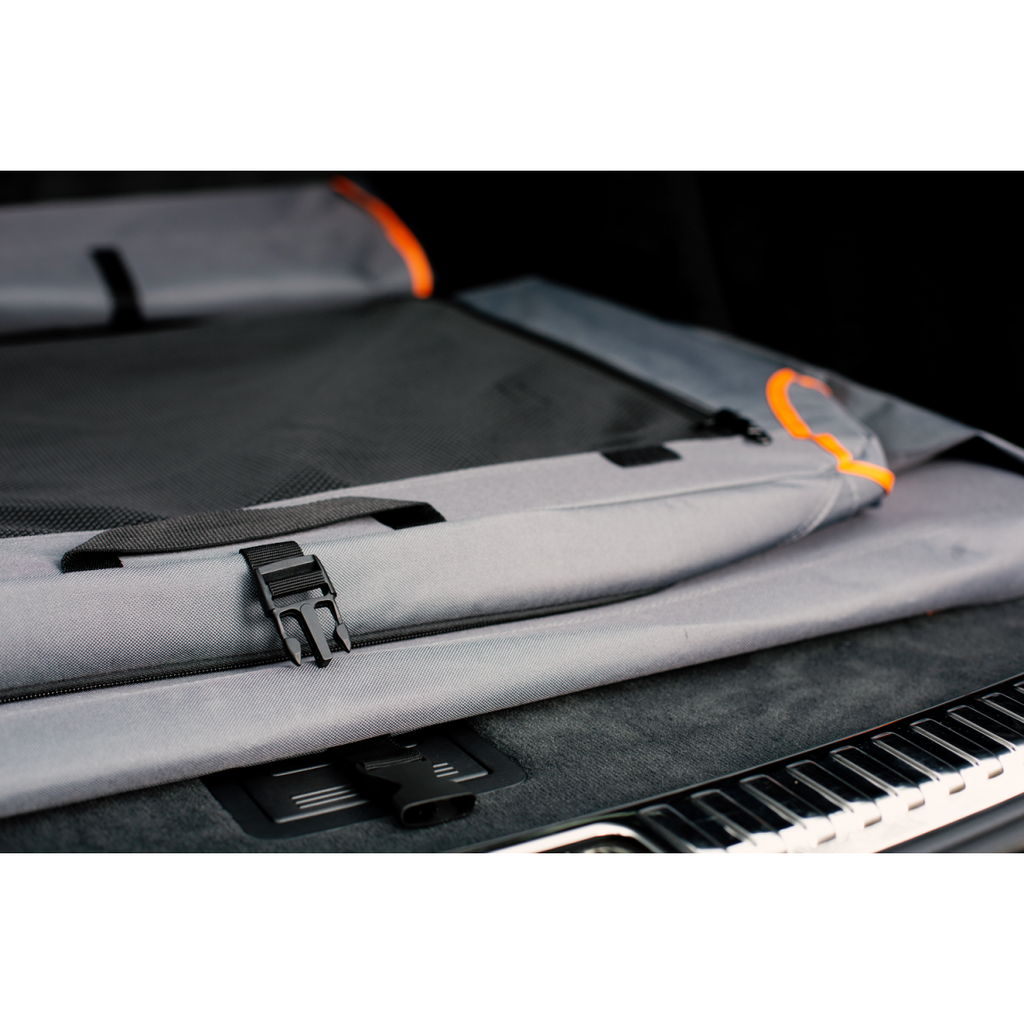 Knuffelwuff faltbare Hundebox Auto Transportbox Alverstone mit Aluminiumgestell für den Kofferraum
